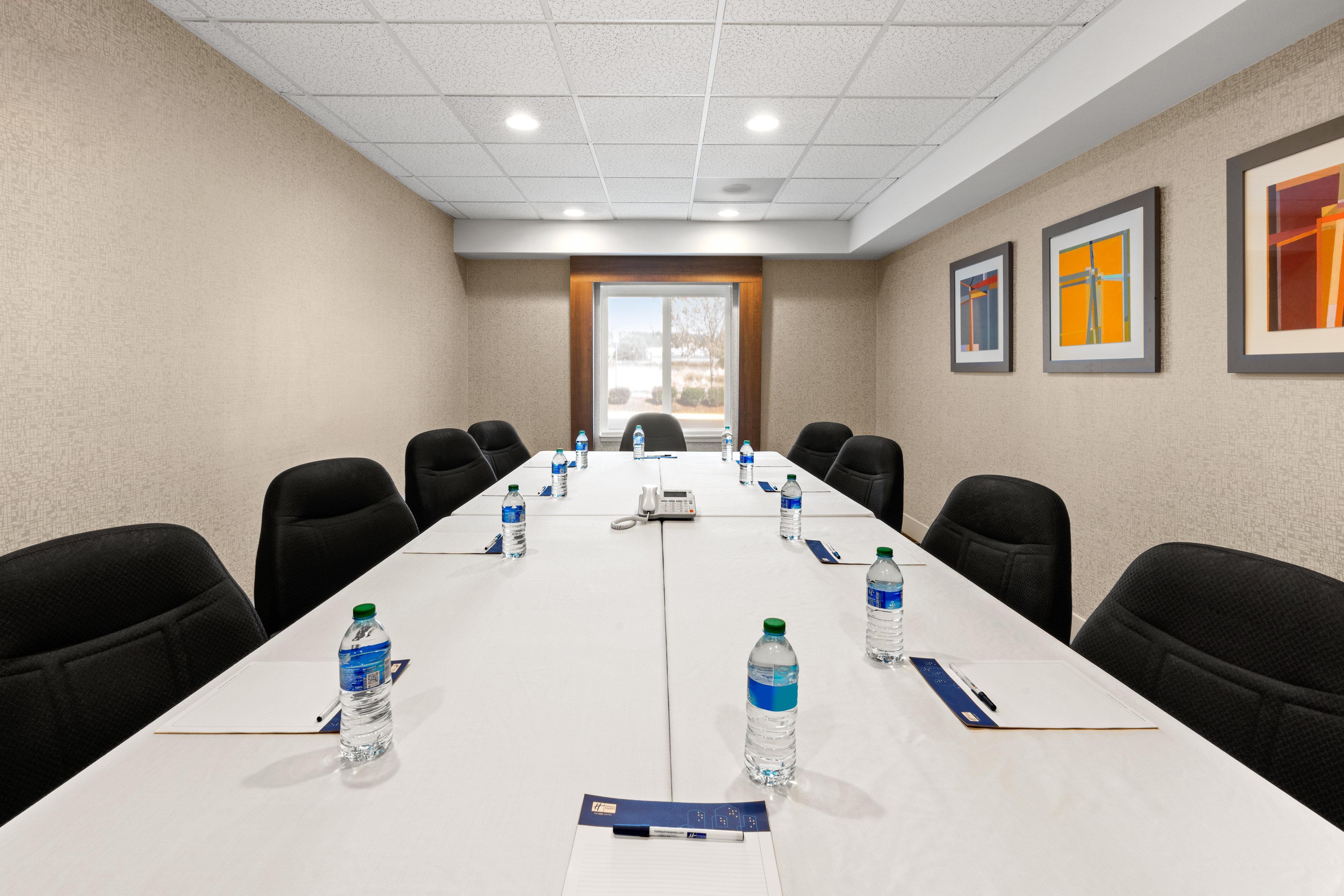 Holiday Inn Express And Suites Sumner By Ihg Екстериор снимка