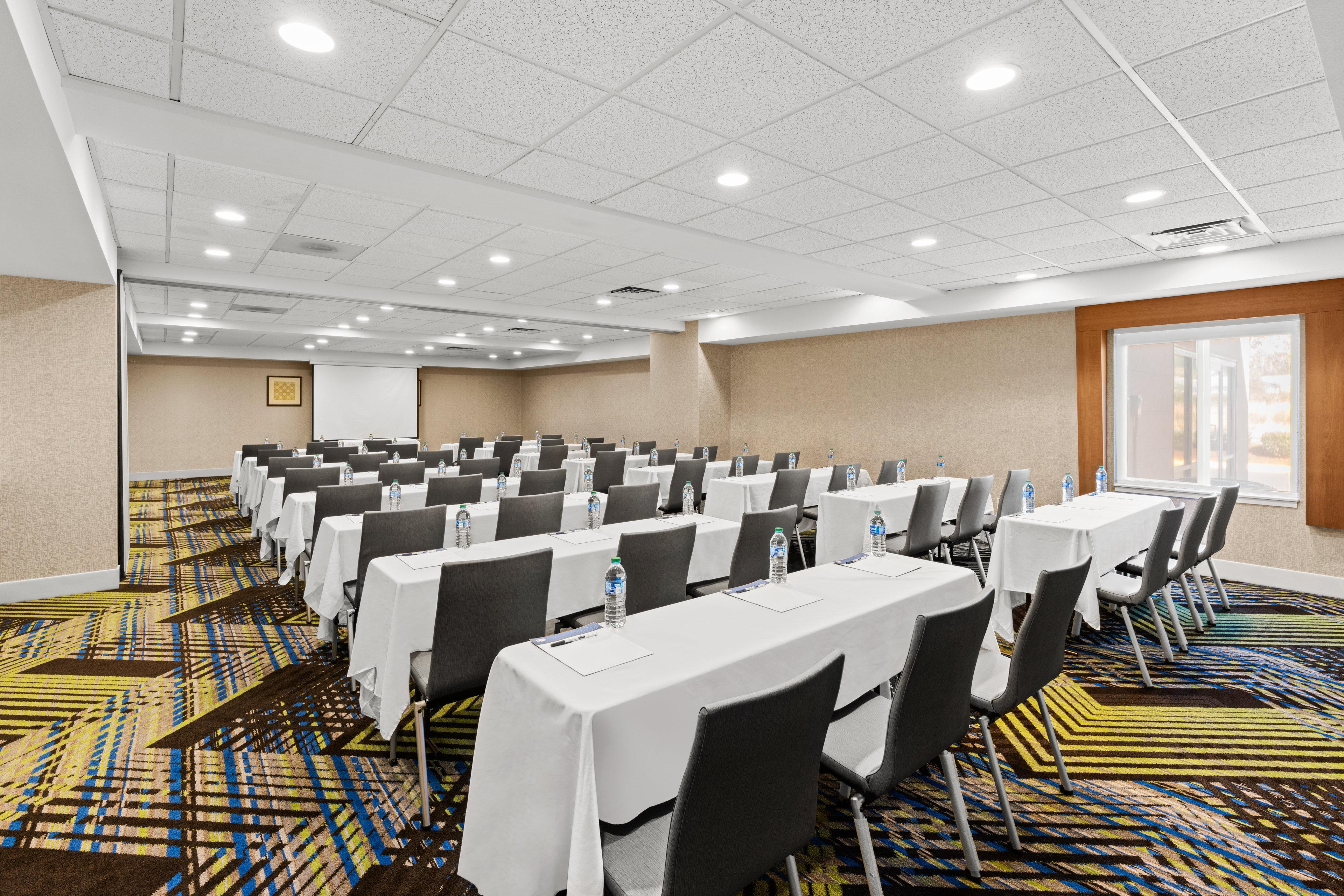 Holiday Inn Express And Suites Sumner By Ihg Екстериор снимка