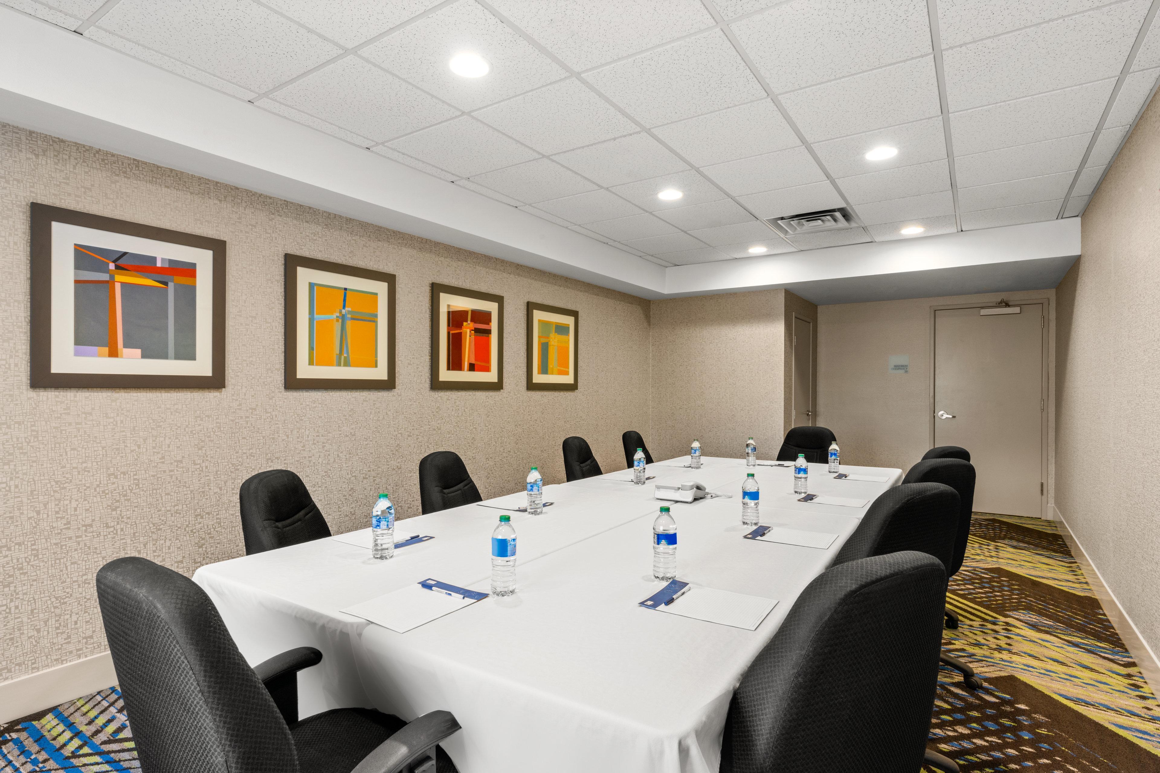 Holiday Inn Express And Suites Sumner By Ihg Екстериор снимка