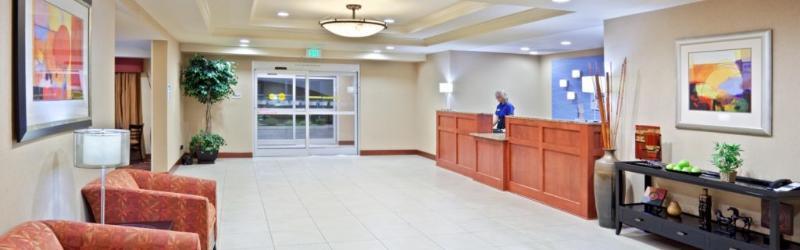 Holiday Inn Express And Suites Sumner By Ihg Екстериор снимка